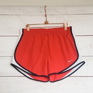 Nike Women's Running Short *Never Worn* Large
